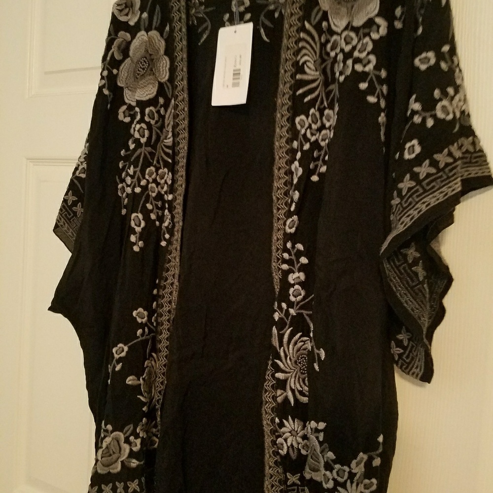 Johnny Was beautiful draping kimono style perfect